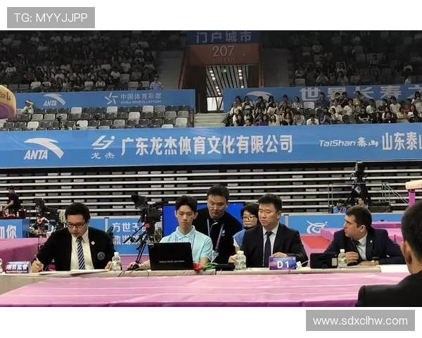 跳水运动的魅力与挑战全面解析从基础技巧到世界级赛事与冠军培养路径