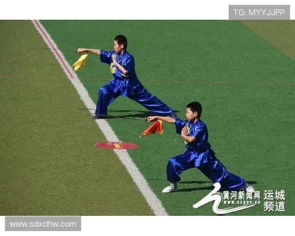 燃战巅峰青春无悔全球电竞精英争霸赛震撼开幕