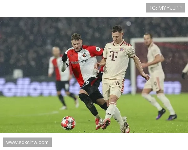 约书亚基米希如何在拜仁与德国队中展现领袖气质与中场掌控能力