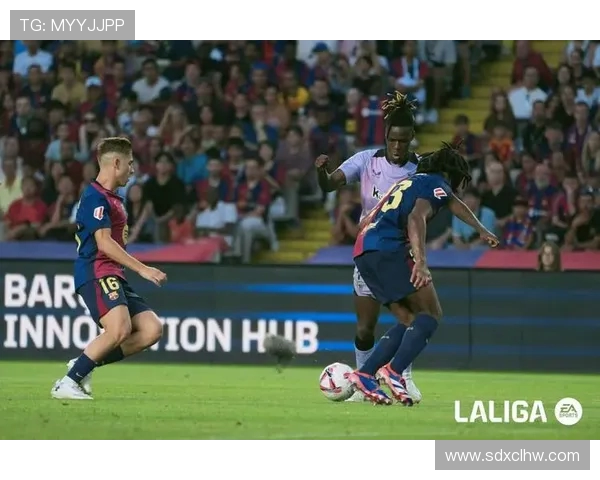 巴萨主场鏖战毕尔巴鄂全场激烈攻防展现西甲豪门风采