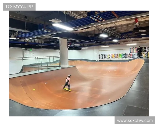 杭州滑板队与上海滑板队赛后复盘速度较量的精彩瞬间与战术分析