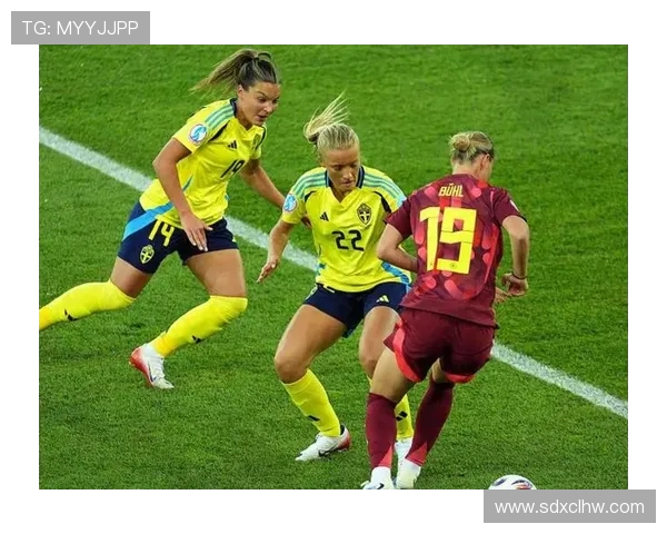 2017年女足比赛精彩回顾：对阵德国队的激烈较量与战术分析