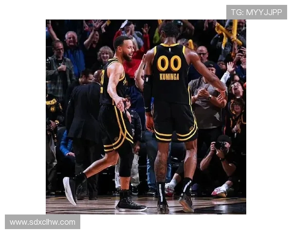 今天勇士与太阳的精彩对决直播全程回顾与分析