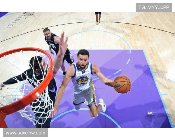 勇士与爵士季后赛直播对决精彩瞬间全程回顾与分析